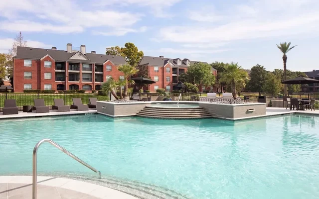 Camden Vanderbilt Apartments 4