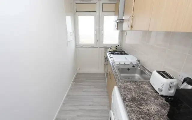 apartment near Withy House, Globe Road 4