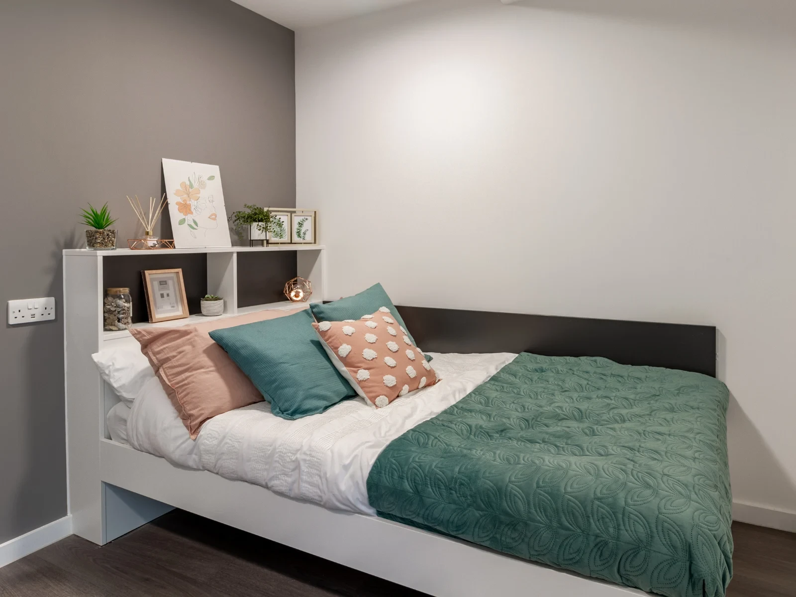 uhomes.com | Student Accommodation, Housing, Flats, Apartments for Rent