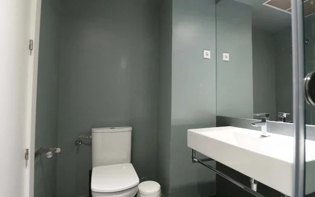 entire place de la Pasa 4