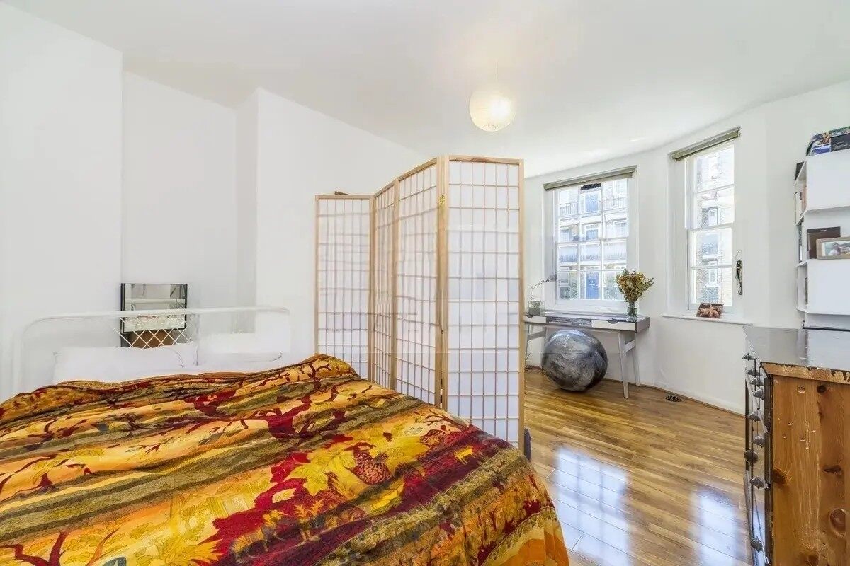 LH-Pilton Place