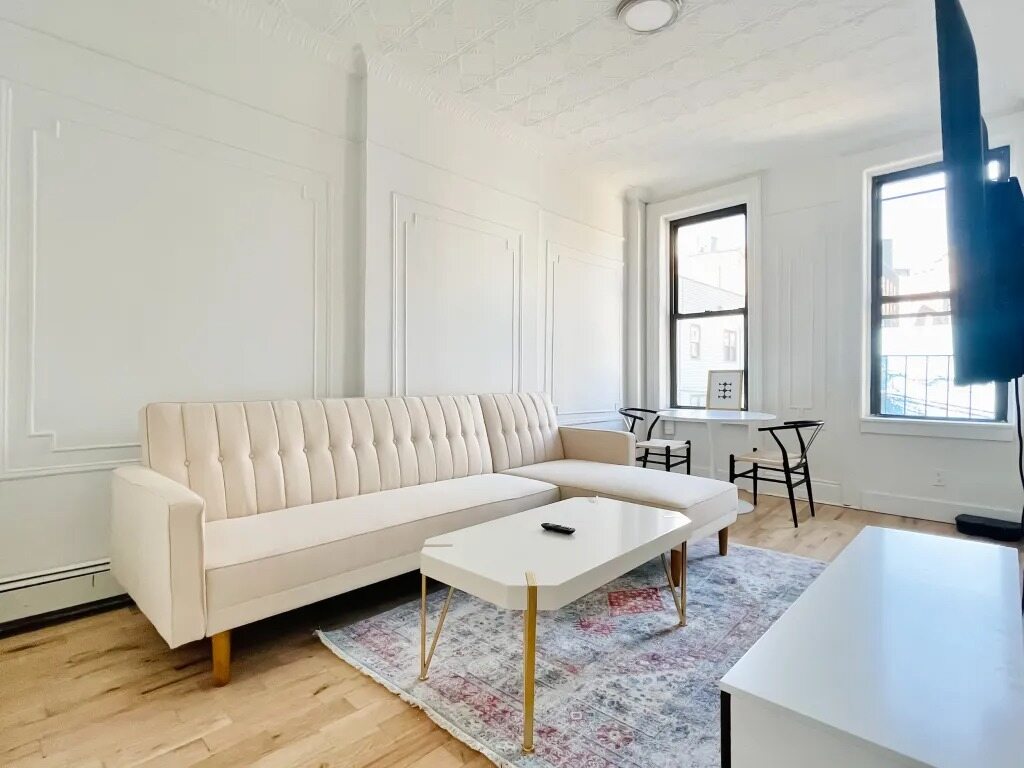 595 Kosciuszko Street, New York 3