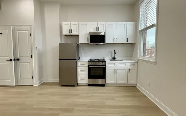 UCA - 3921 Pine Street 1