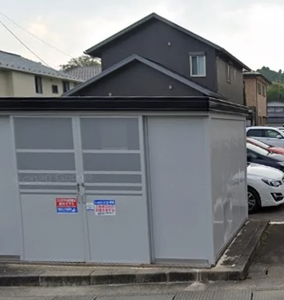 レオパレス千秋 203号室