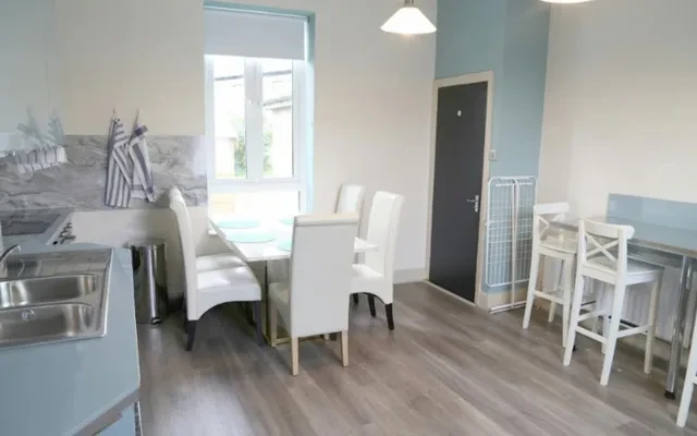 Bed in twin bedroom, in Phibsborough 3