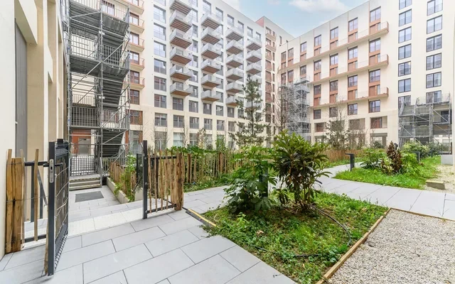 Paris - Saint-Denis - Universeine 1