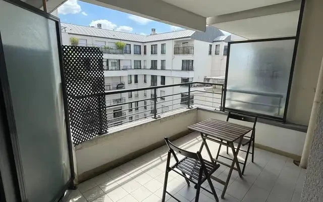 Issy-les-Moulineaux 92e·45m²·F2·Appartement·With furniture 0
