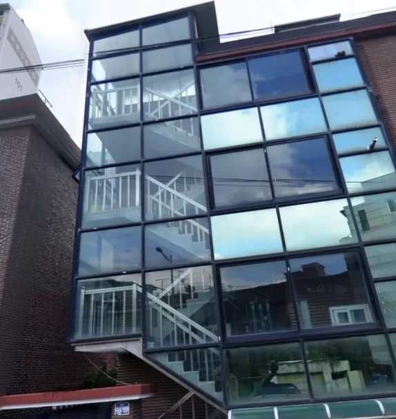 Sinchon No.15 Apartment