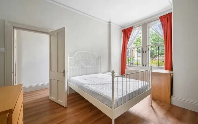LH-Hetley Road, Shepherds Bush 2