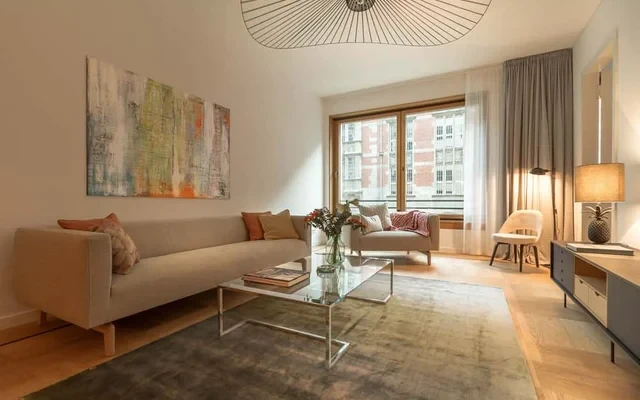 Friedrich: Luxus Apartment im Palais Varnhagen 0