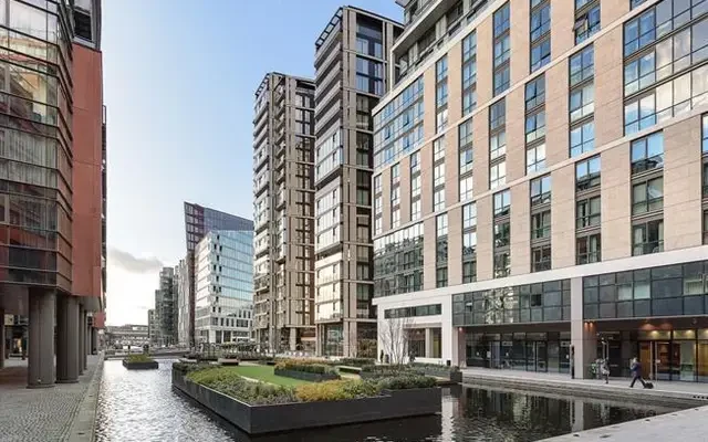 Merchant Square East, London, W2 1AN 1