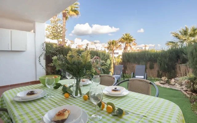 Riviera direct pool access 1