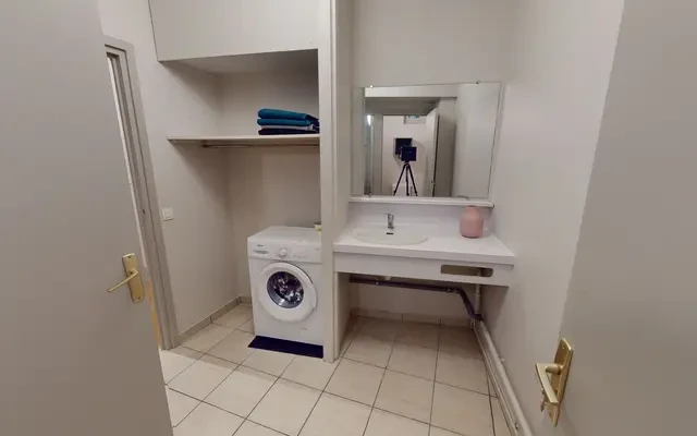 50 Rue du President Édouard Herriot, 69002 3