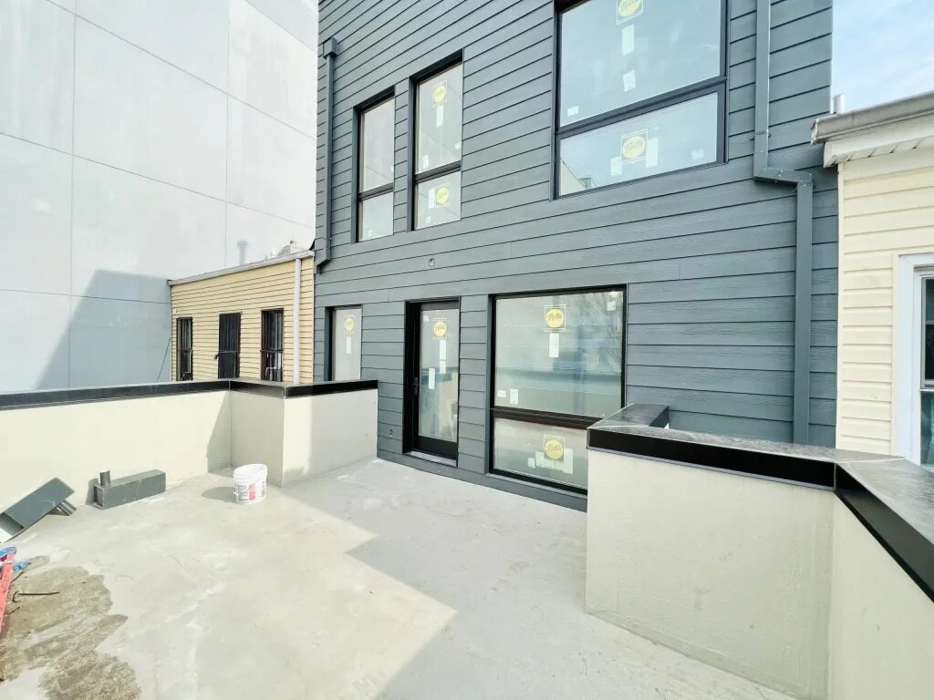 361 Winthrop Street, New York 2