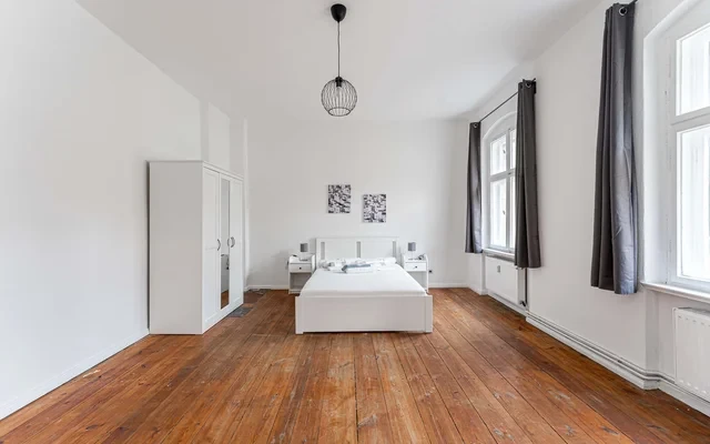 Two Room Apartment 3