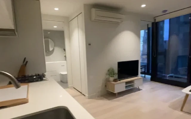 135 A'Beckett Street 0