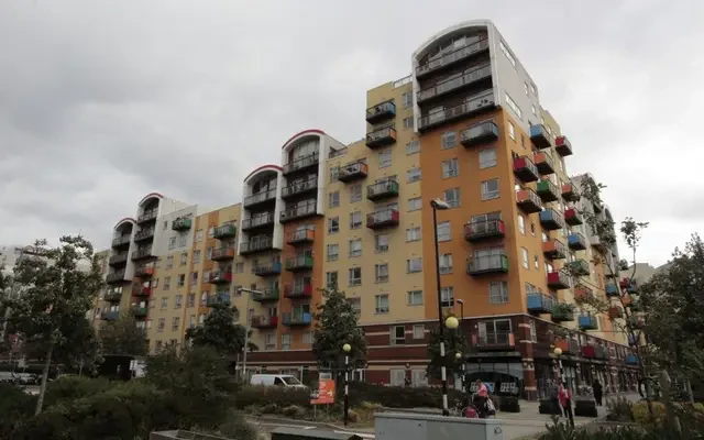 apartment near Metcalfe Court, John Harrison Way 1