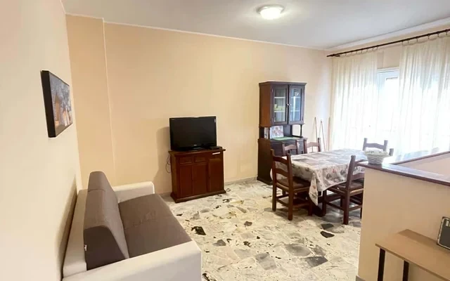 Appartamento con due camere da letto a Torvaianica, Pomezia 1
