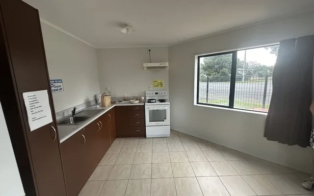 2 Vine St, Hillcrest 3