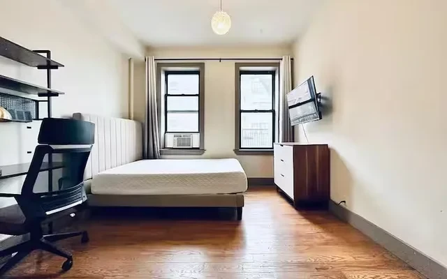 705 Saint Marks Avenue, New York 2