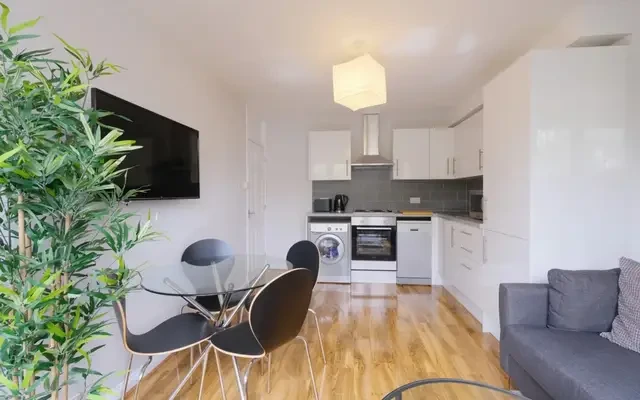 Robsart Street 30268# 2