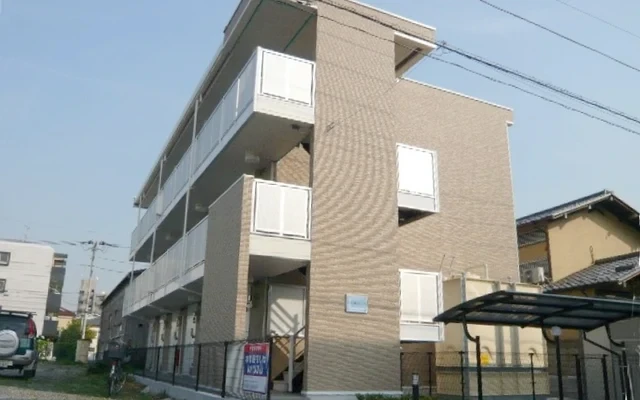 レオパレスカリン 0