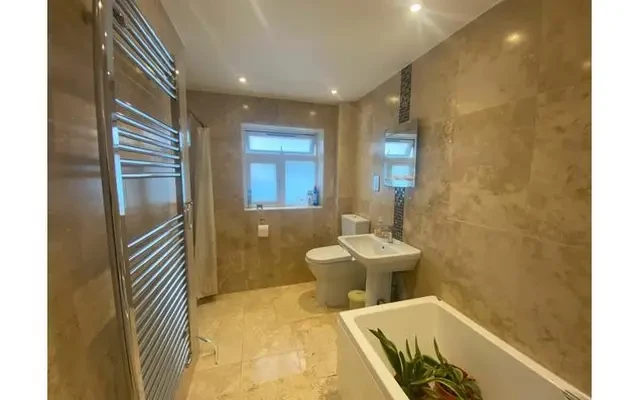 2-4 Beachgrove Road, Bristol, Avon, England, BS16 3 4