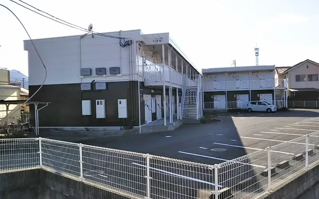 レオパレスリバーパーク 0