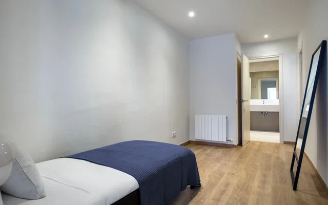 Carrer de la Mare de Déu de Núria 2