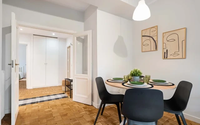 Apartment in Calle del Duque de Sevilla, Madrid for 104 m² with 2 bedrooms 0