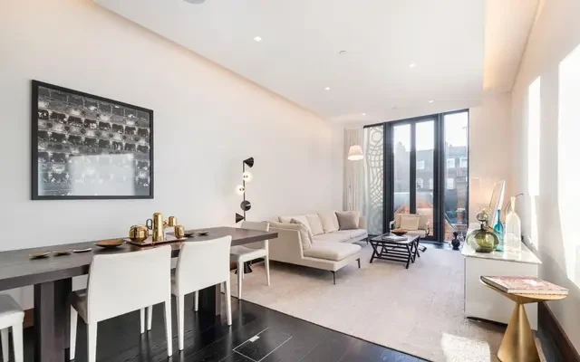 Park House Apartments, North Row, Mayfair, London, W1K 6AG 2