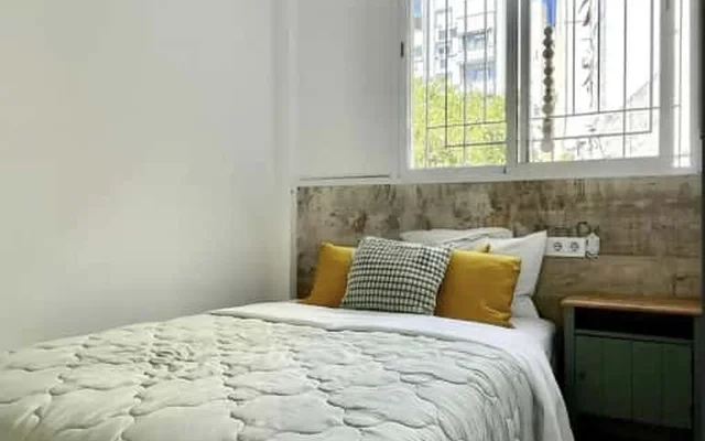 Piso de 3 habitaciones en Camins Al Grau 0