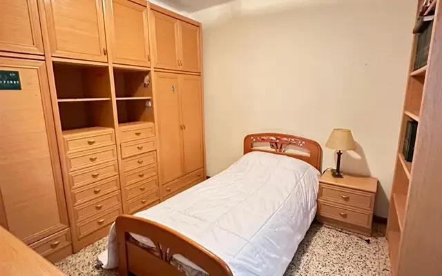 Very nice single bedroom in the heart of Tarragona 0