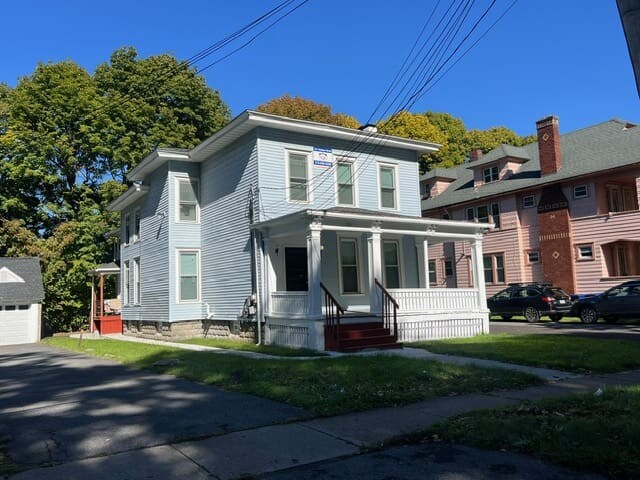 1211 Madison St