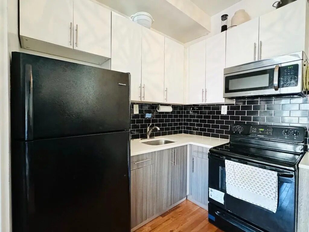 24 van buren Street, Brooklyn