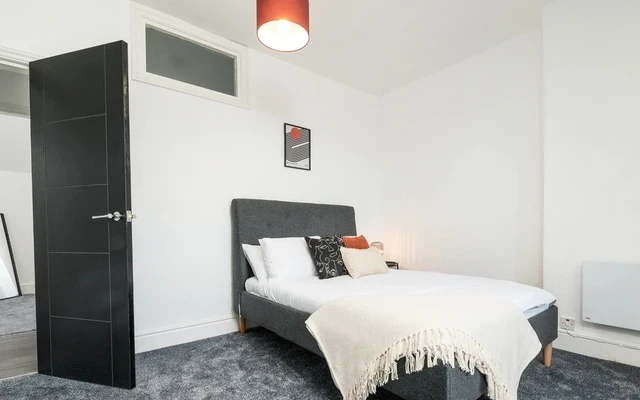 The Loughborough Home 4