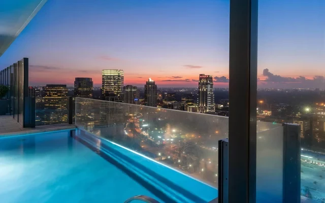 Hanover BLVD Place 1