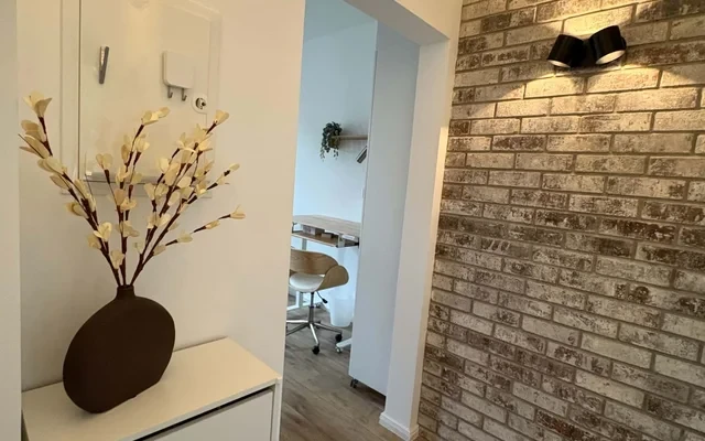 Design x Denkmal: Modernisiertes 1,5Z Apartment in Nippes 2