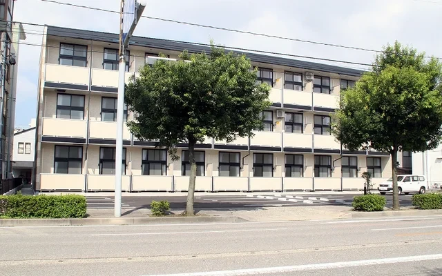 レオパレスセジュール菊川 0