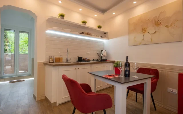 Apartment in Via Ilioneo, Napoli for 35 m² with 1 bedrooms 2