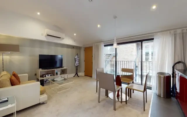 Brompton Road 4589# 2