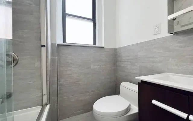 10 Westminster Road, Brooklyn 3