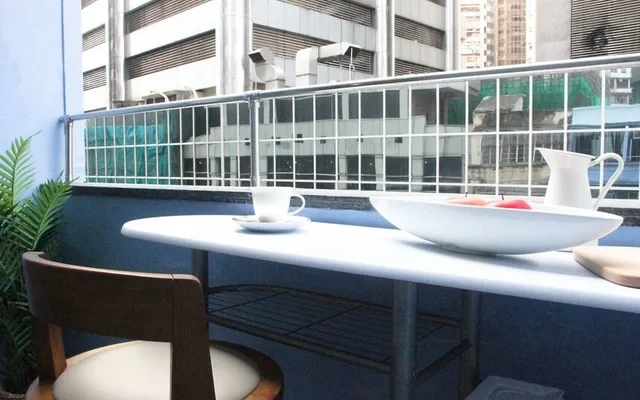 Private rooftop, balcony modern centre apartment 0