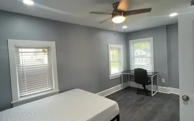 205 Ashworth Pl 0