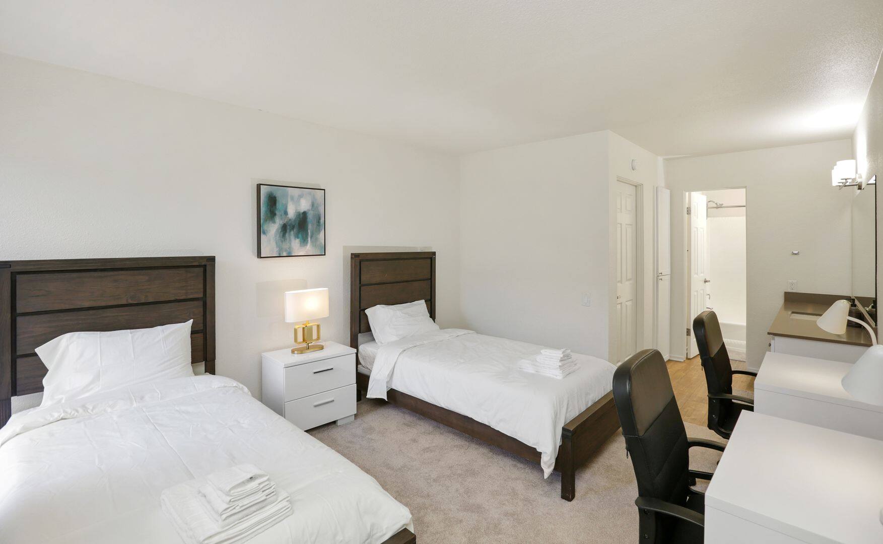 Shared Room in 2 bed