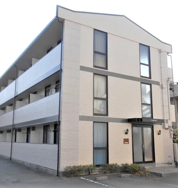 レオパレス岩波