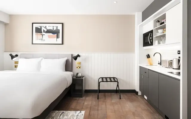 Staybridge Suites Brighton 4