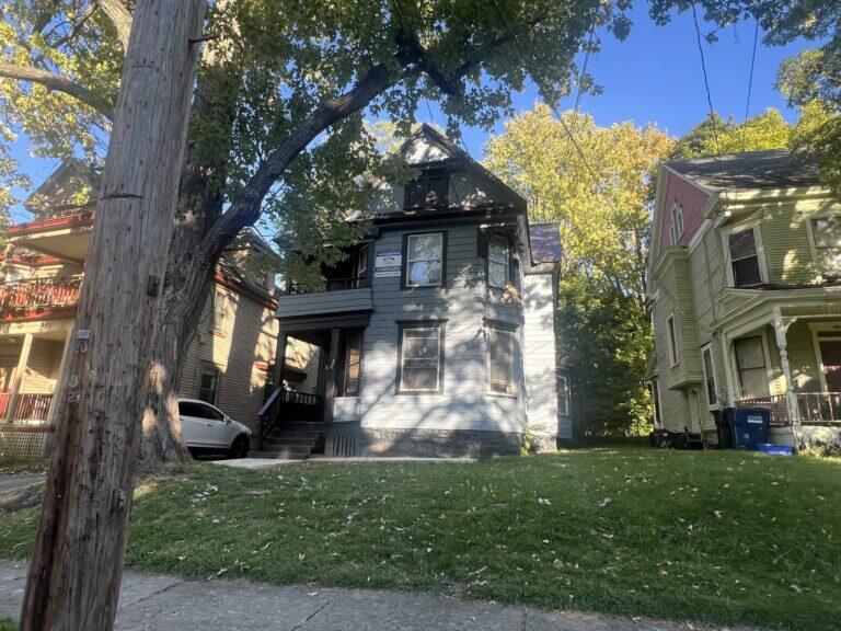 453 Westcott St Apartment 1
