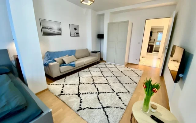Welcoming 2-bedroom apartment in Friedrichshain - Berlin student accommodation - 2 Bed 1 Bath