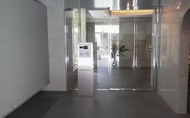 Mystery Higashi Nihonbashi II 1